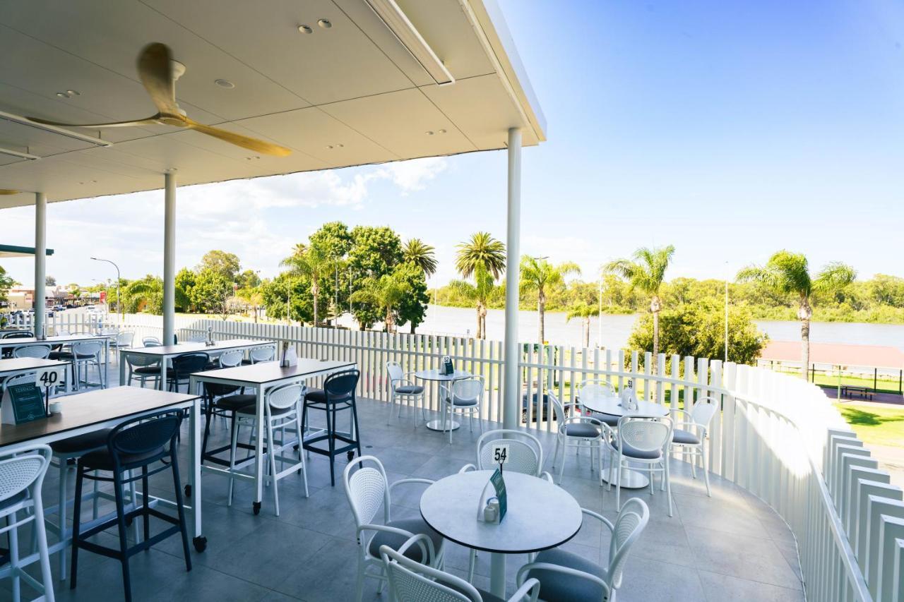 Hotel Renmark Bagian luar foto