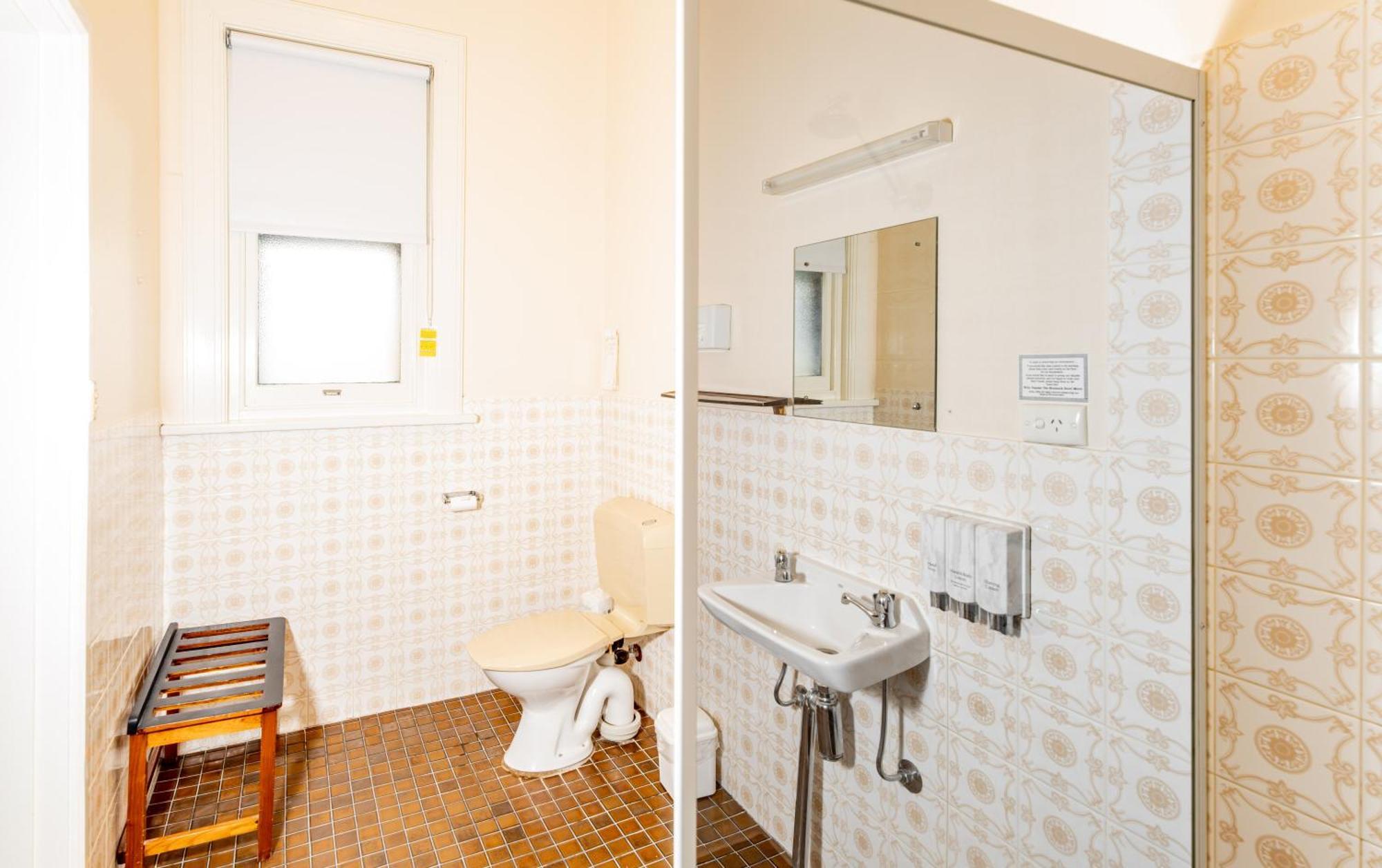 Hotel Renmark Bagian luar foto